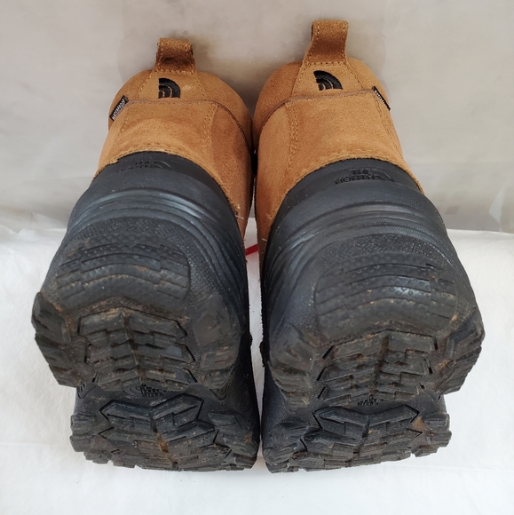 The North Face Chilkat Lace Up Boot - Picture 12 of 15